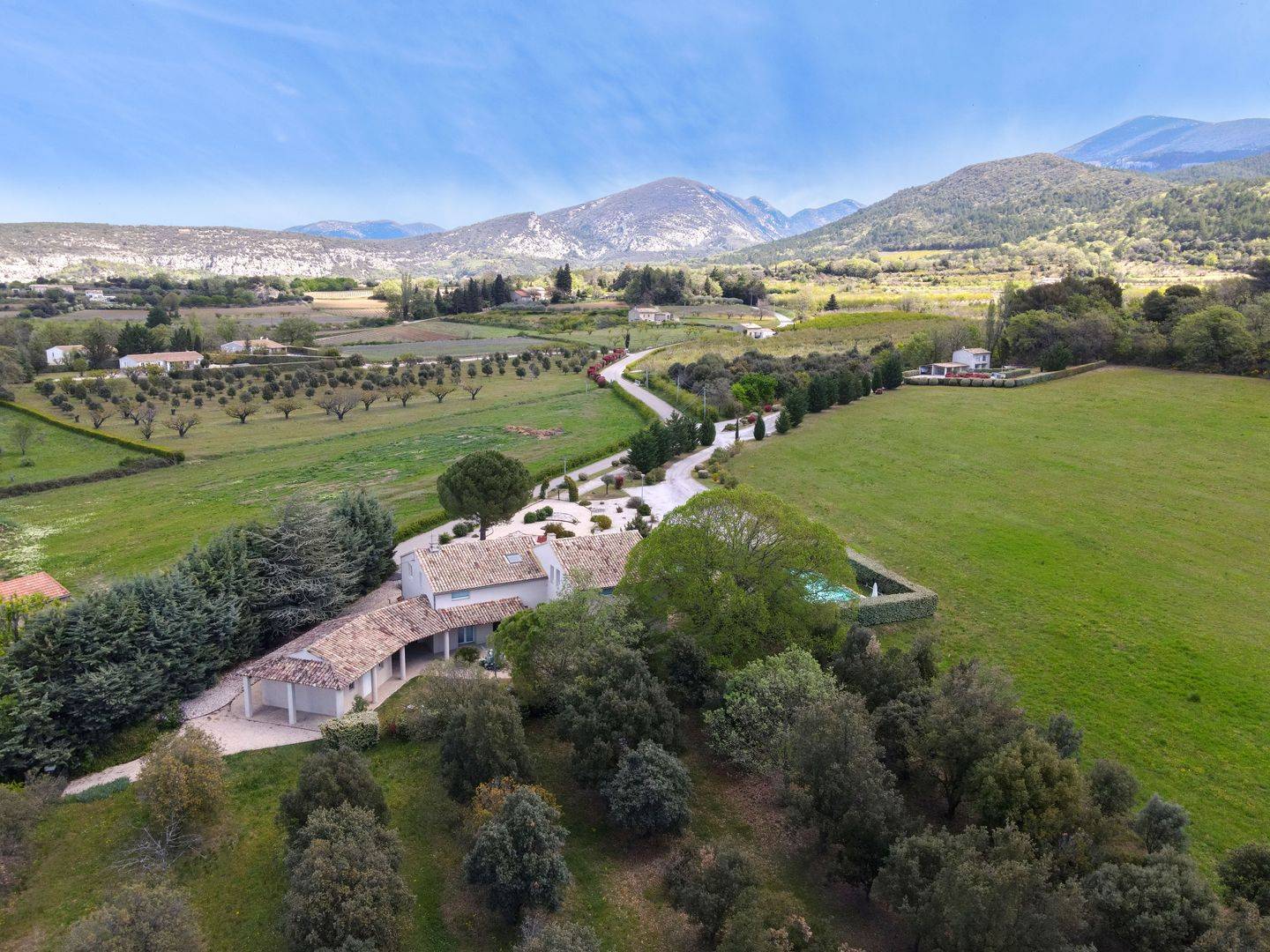 Ferme du Gros Noyer - Hôtels & SPA en Provence à Malaucène, au pied du Mont Ventoux